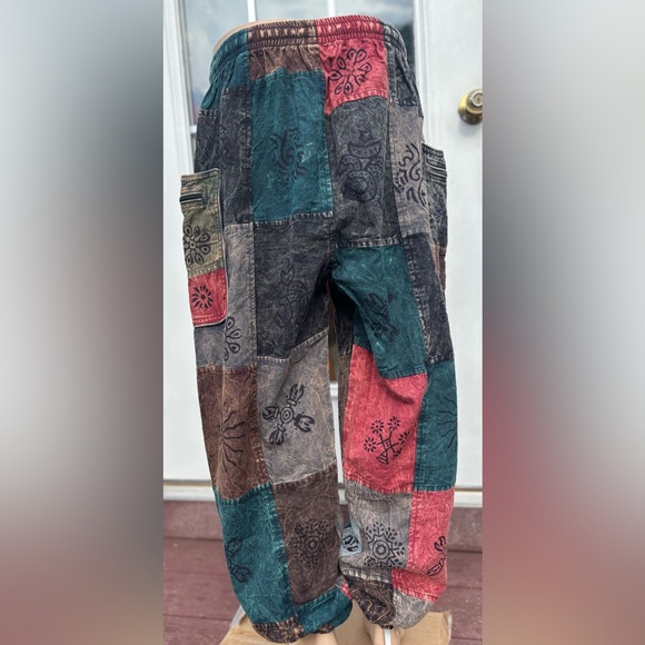 Patchwork Cargo Pants with Tribal Print - Picture 4 of 9